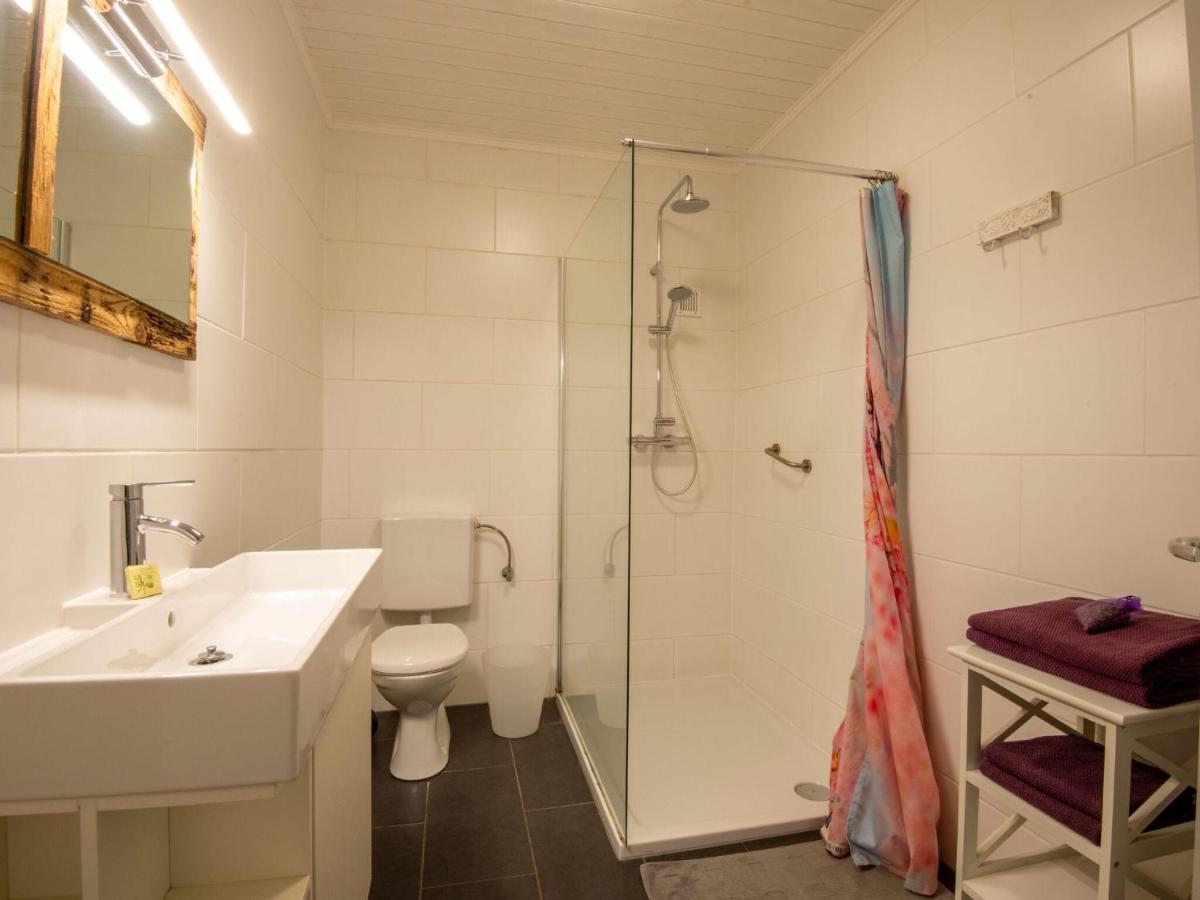 Apartment With A Shared Sauna In 비클바흐 외부 사진